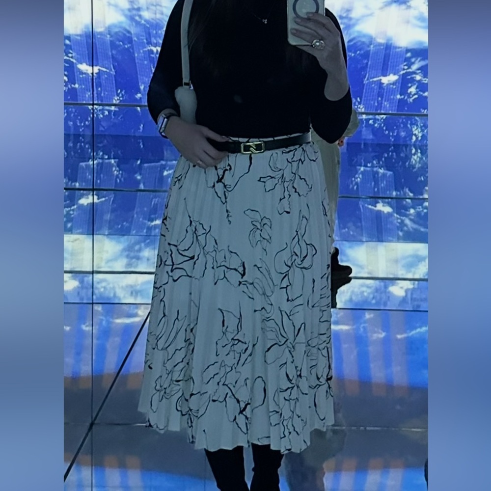 SHEIN Black and White A-Line Floral Skirt